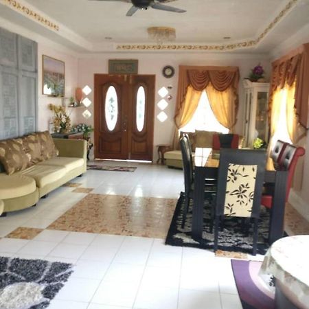 Love Homestay Ct Kangar Kültér fotó