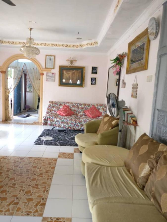 Love Homestay Ct Kangar Kültér fotó